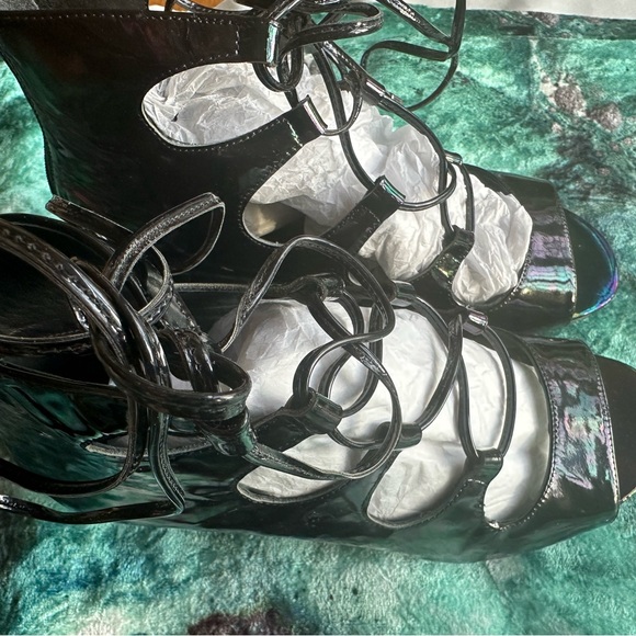 Black Patent Iridescent open lace bootie - very fun and comfortable to wear - Picture 3 of 5